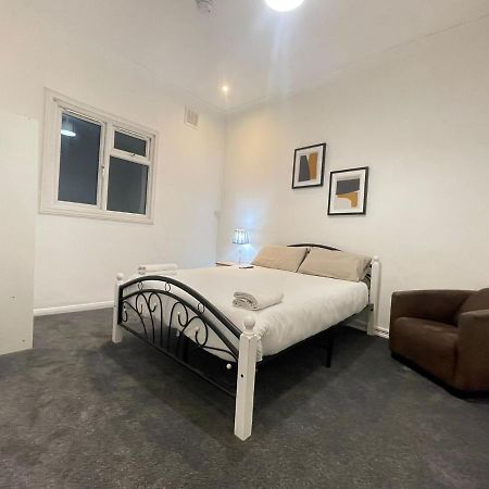 Private Double Room In Stratford Λονδίνο Εξωτερικό φωτογραφία